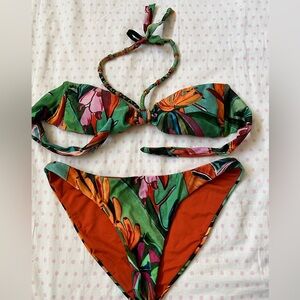 FARM Rio Gorgeous Bikini New no tags 
Top M and Bottom L